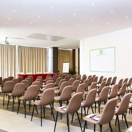Ibis Styles Eur מלון רומא