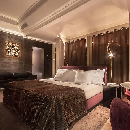 Palazzo Manfredi - Small Luxury Of The World 5*