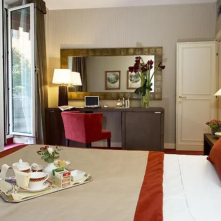 Dei Borgognoni Hotel 4*