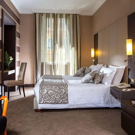 Savoy 4*