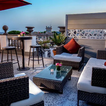 Hotel Savoy