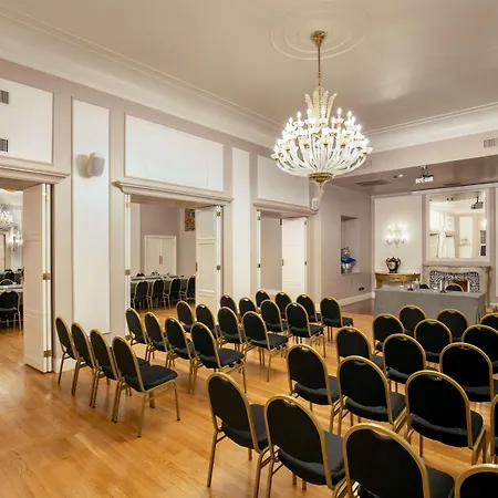 Savoy Szálloda 4*