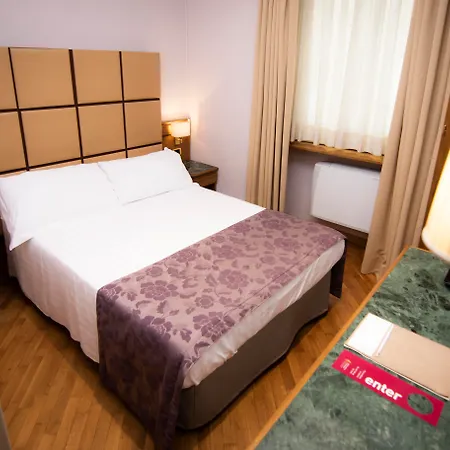 Giolli Nazionale 3* Řím