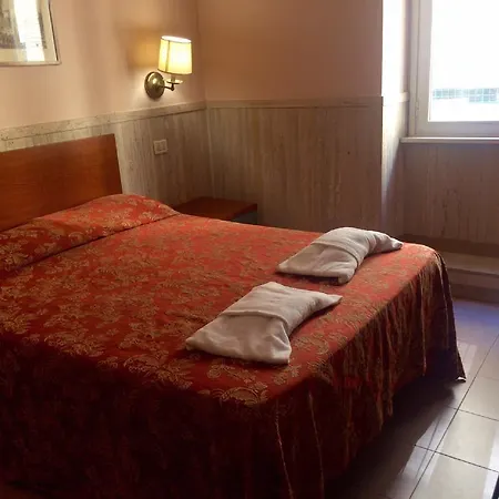Hotel Pyramid Rzym