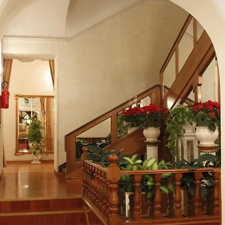 Hotel Pace Elvezia 4*