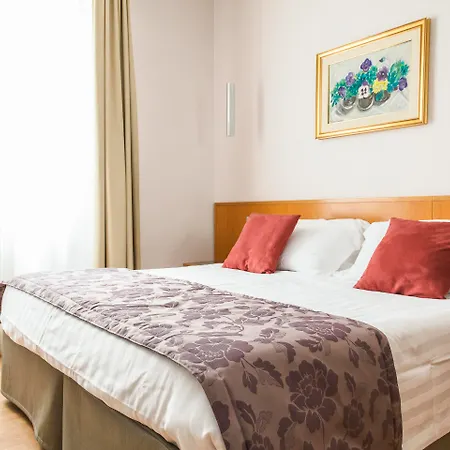 Vibe Nazionale Hotel Rome