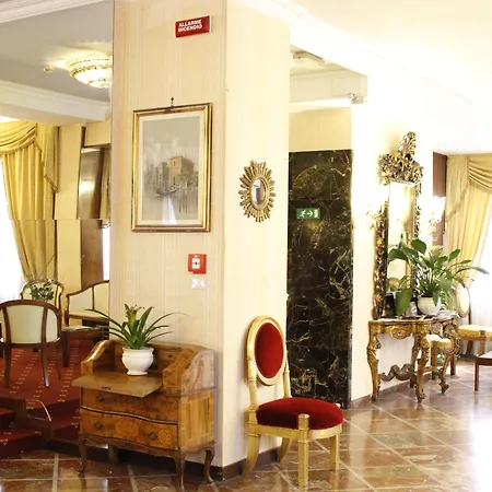 Lh Grand Hermitage