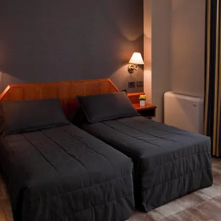 Zone Hotel Roma