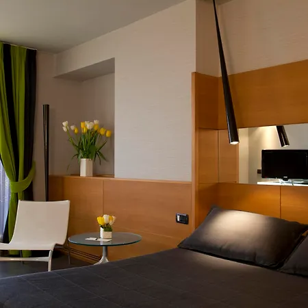 Zone 4* Roma