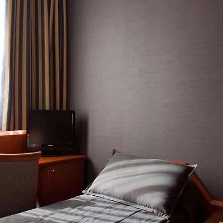 Zone Hotel