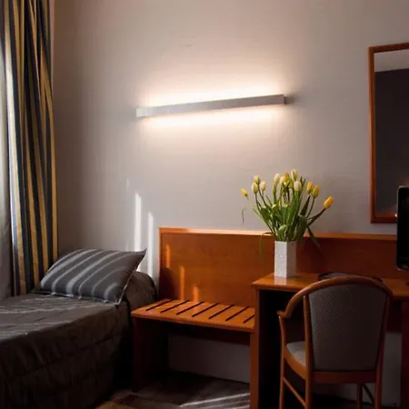 Hotel Zone Roma