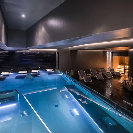 All Time Relais & Sport 4*
