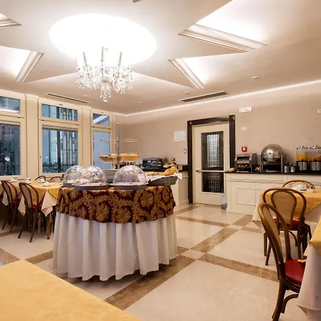 Hotel Bolivar 4*