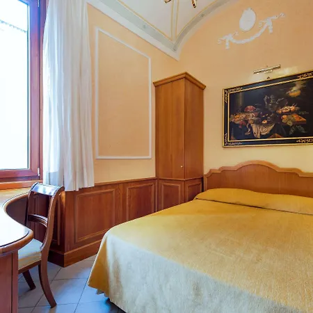 Bolivar Hotel 4*