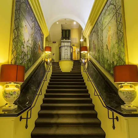 Western Artdeco Szálloda 4*