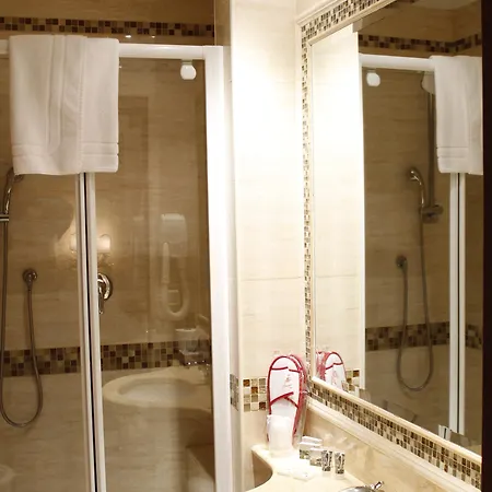 Genio Hotel 4*