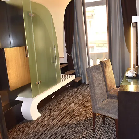 Best Western Plus Universo 4*