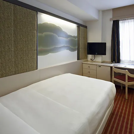 Hotel Nh Collection Centro 4*
