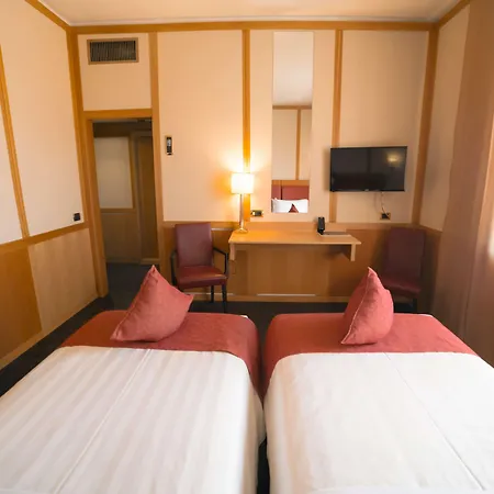Western President - Colosseo 4* Řím