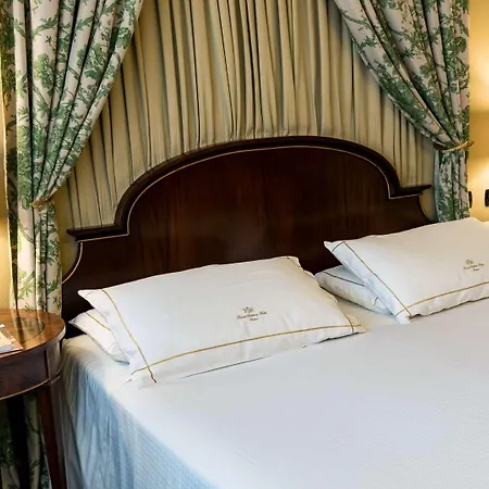 Hotel River Chateau 4*