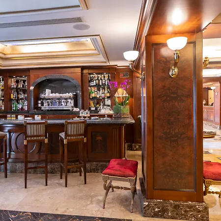 Hotel River Chateau