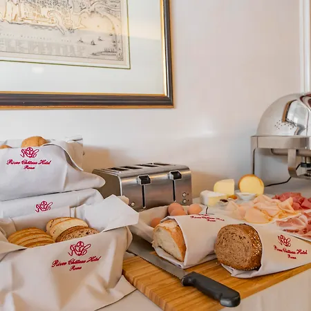 Hotel River Chateau 4*