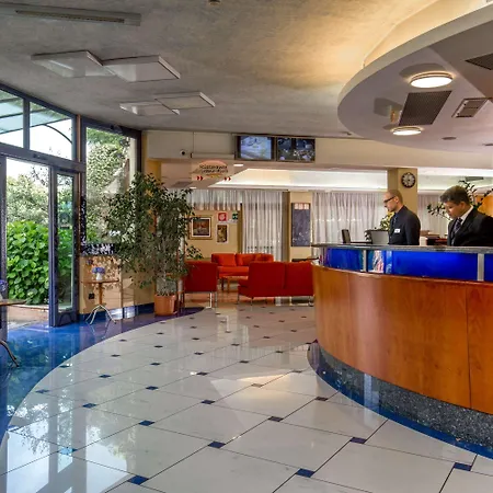 Western Blu Hotel 4*