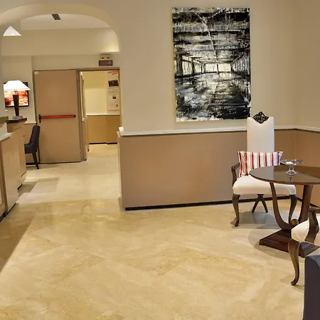 Hotel Lh Lloyd 3*