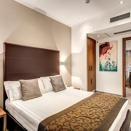Garden Hotel 3*