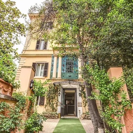Garden Hotel