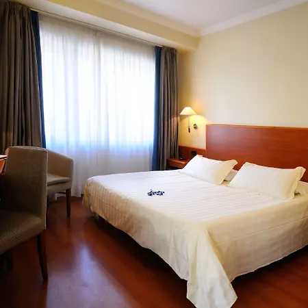 Western Globus Hotel