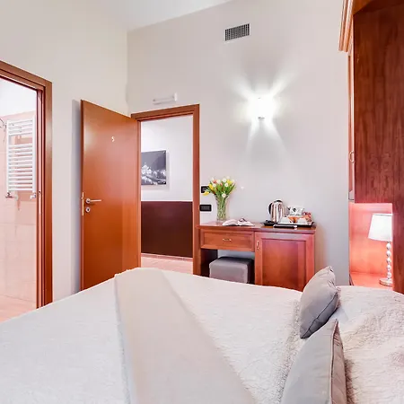Residenza Affittacamere 2*