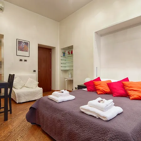 Ht Maximus Guest house 3*