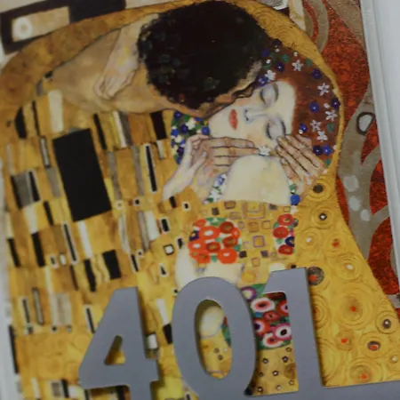فندق روم آرت 4*