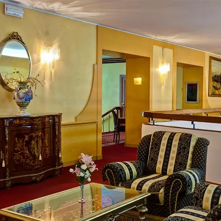 Hotel Mondial