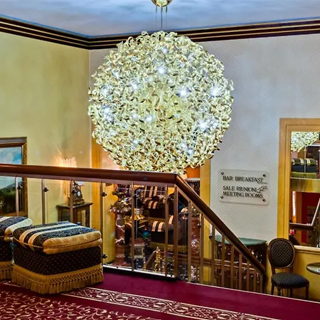 Mondial Hotel