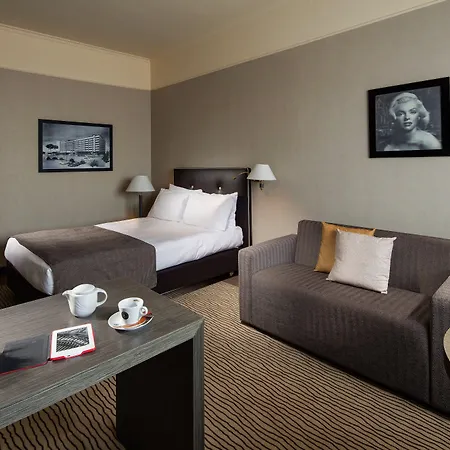 Hotel - Eur Parco Dei Medici By Ihg Rzym