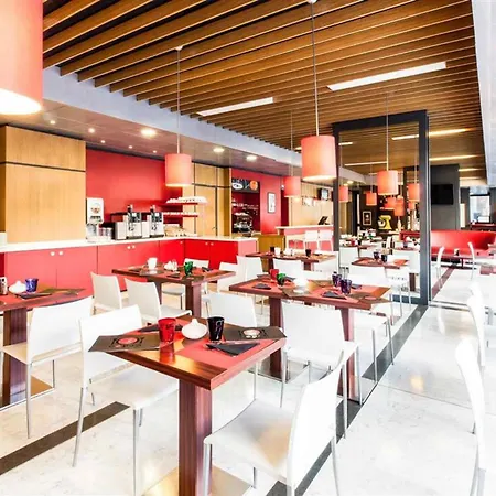 Hotel Ibis Fiera 3*