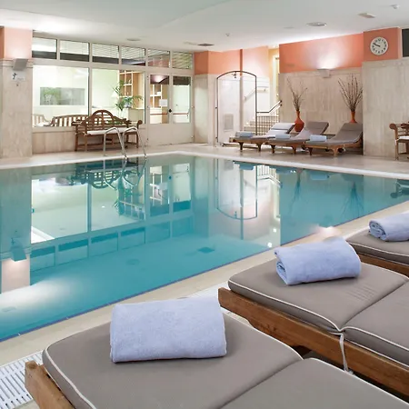 Crowne Plaza St. Peter's By Ihg 4*
