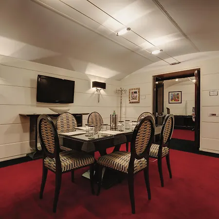 Grand Via Veneto Hotel Rzym