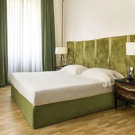 Palazzo Dama - & - Preferred & 5* Řím