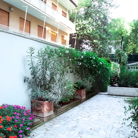 Aparthotel Prati 4*