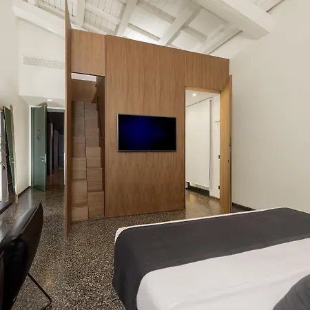 Royal Bissolati 4* Rome