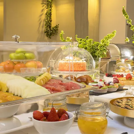 Royal Bissolati Hotel Rome