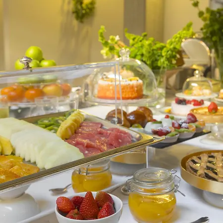 Hotel Royal Bissolati 4*