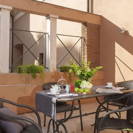 Royal Bissolati Hotel