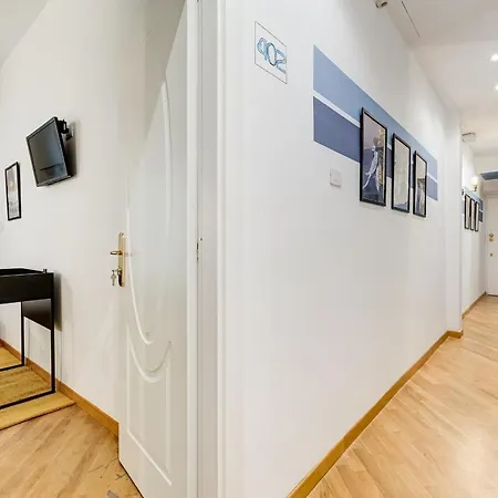 Guest house Vivilo Collection - Marche 54 - Close To Via Veneto Area - Lt