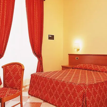 Hotel Romantica 3*