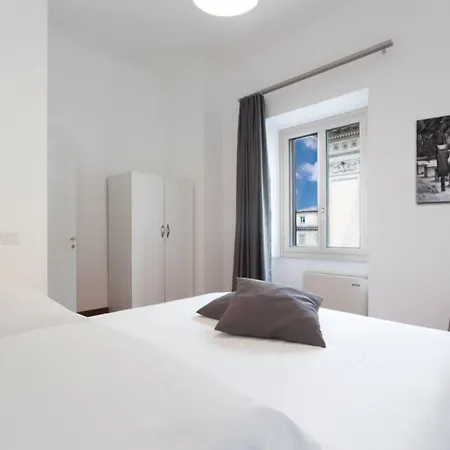 Apartment Oriana Homel *