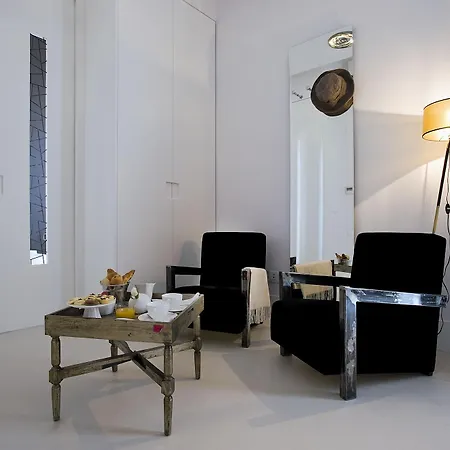 Piazza Di Spagna 9 Bed and breakfast 3*